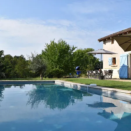 Holiday home Belle Histoire Sainte-Livrade-sur-Lot